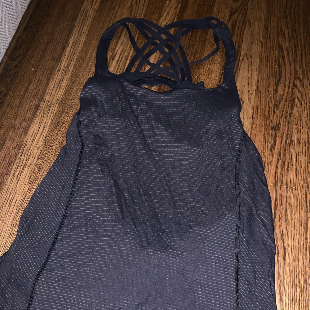 Lululemon black tank